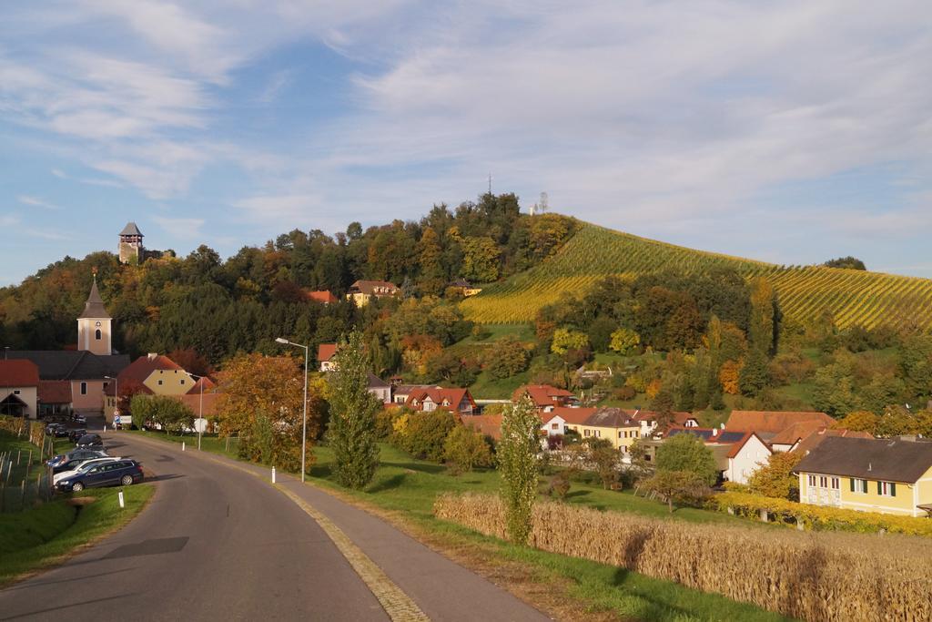 KlöchWinzerhof Familie Kloeckl公寓 外观 照片